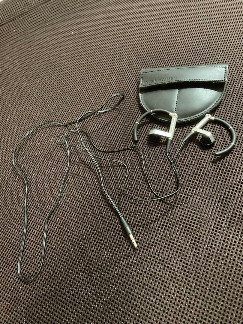 Bang & Olfsen A8 バングアンドオルフセン　イヤホン　イアホン