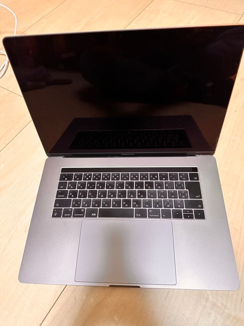 MacBook Pro スペースグレー 本体、2017年、15インチ