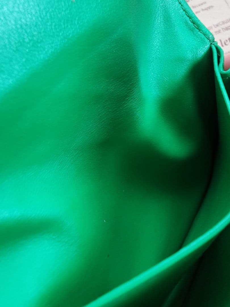 とても綺麗　現行品　ボッテガヴェネタ　編み込み　名刺入れ　カードケース 緑