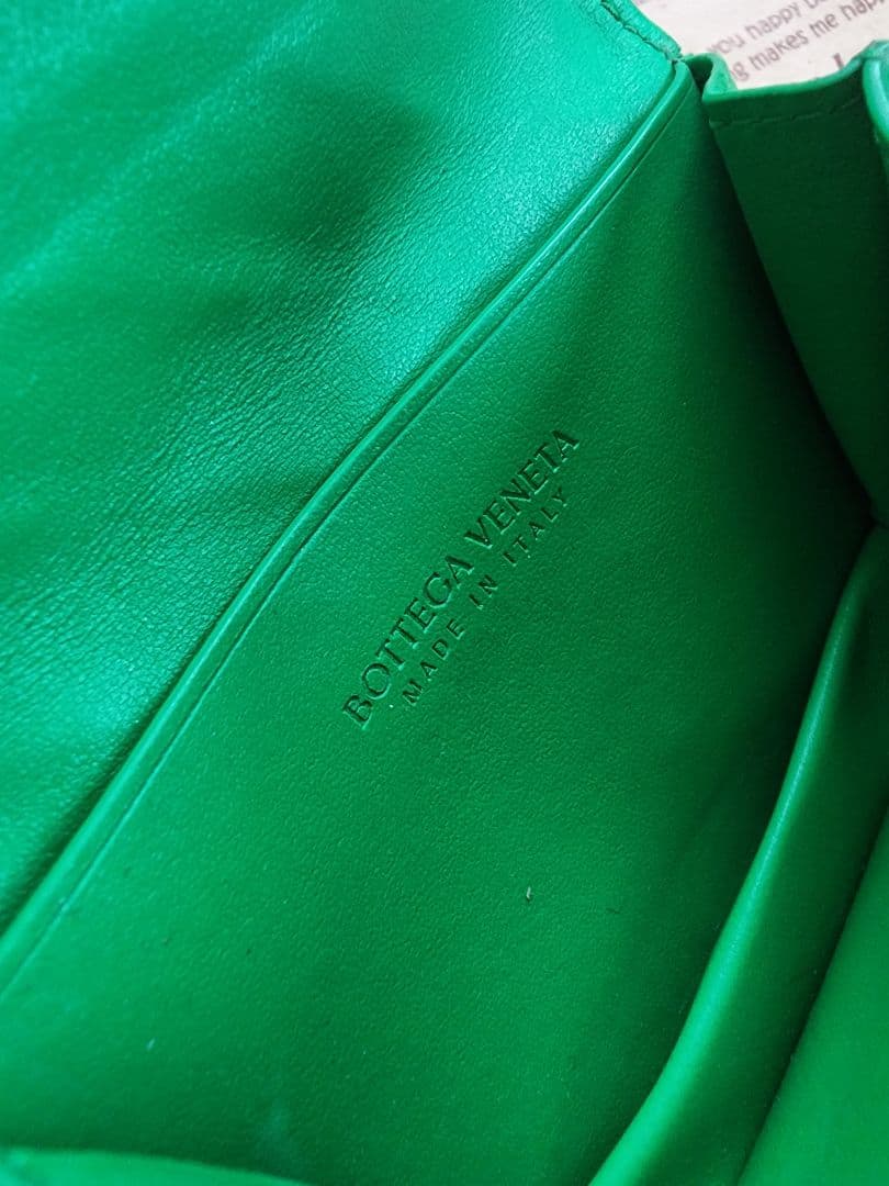 とても綺麗　現行品　ボッテガヴェネタ　編み込み　名刺入れ　カードケース 緑