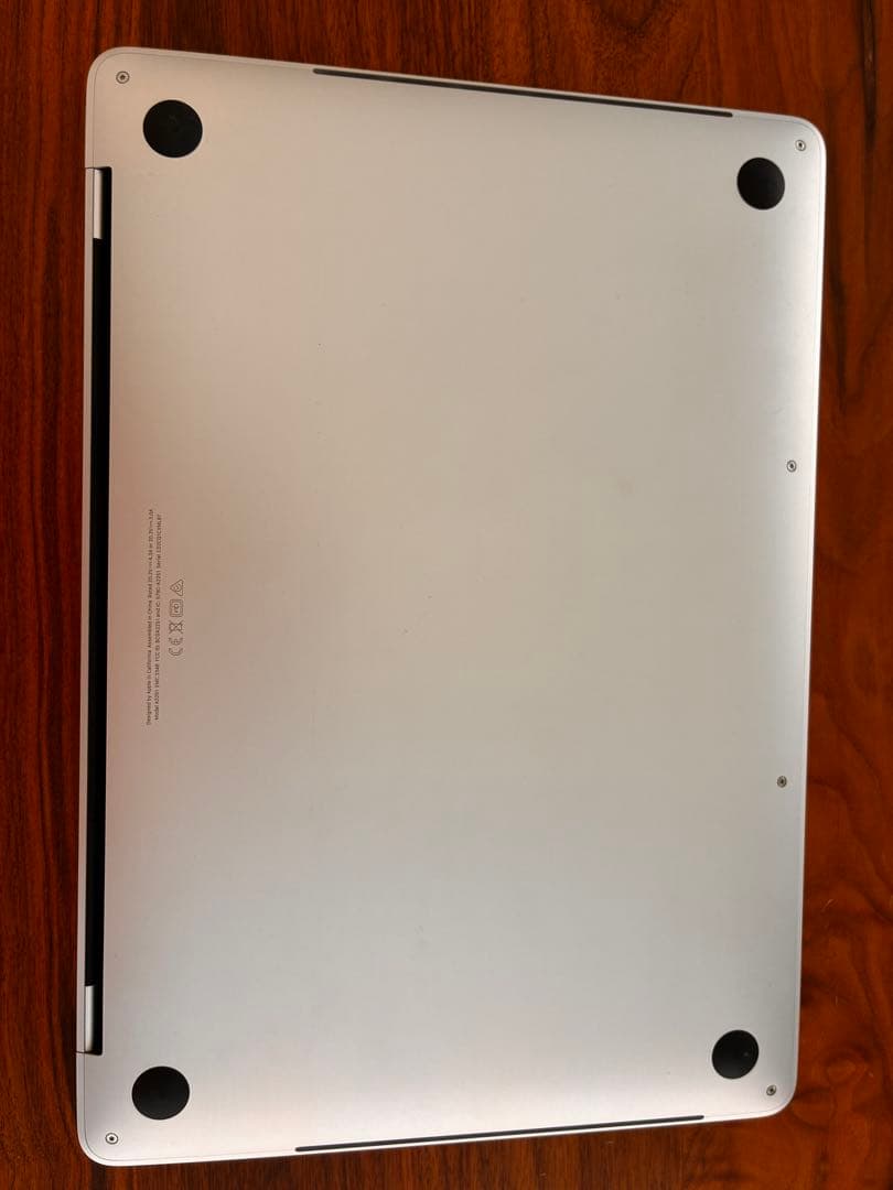 MacBook Pro 13インチ シルバー