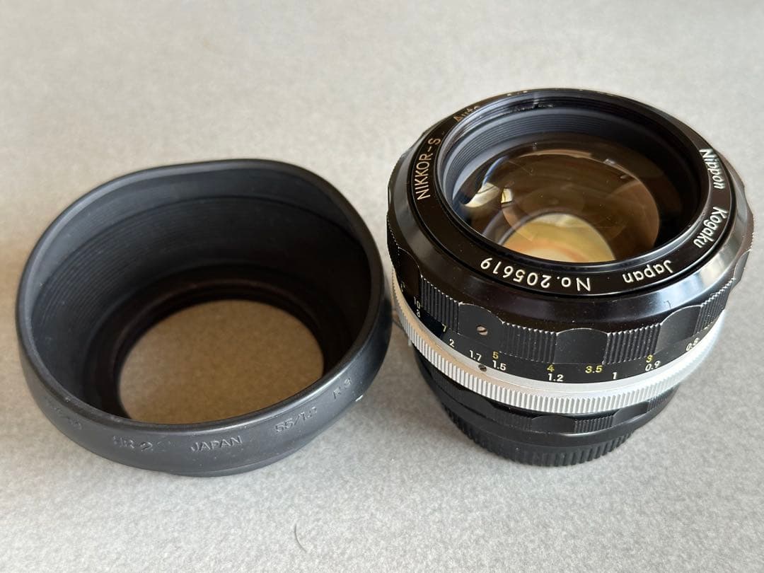 Nikon F2 Photomic 55mm F1.2、説明書、牛革製純正ケース