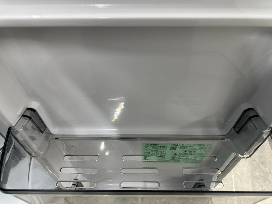 MITSUBISHI　冷凍冷蔵庫　146L　MR-P15F-W　2020年製