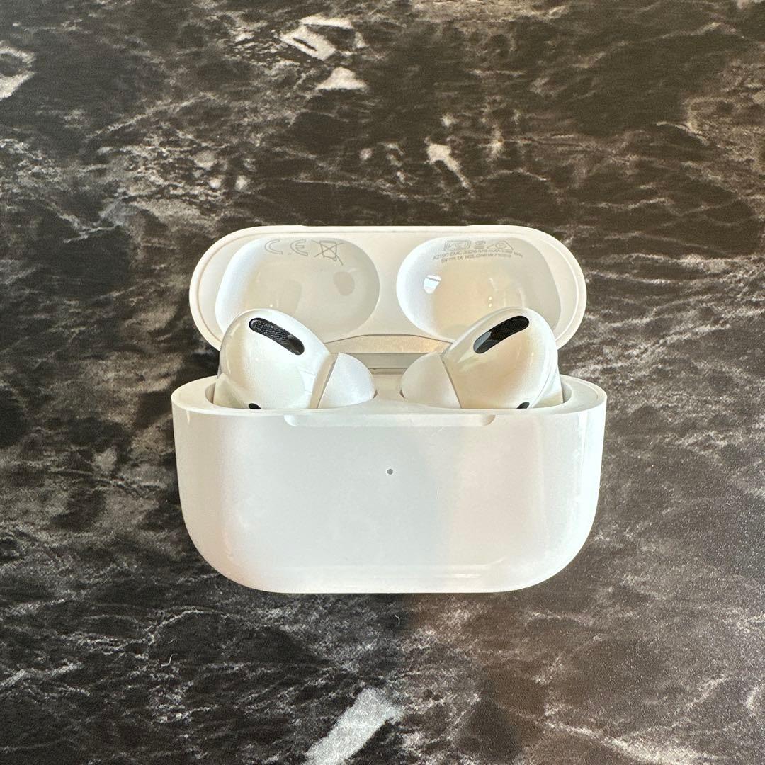 【交渉可能】Apple AirPods Pro(付属品付き)