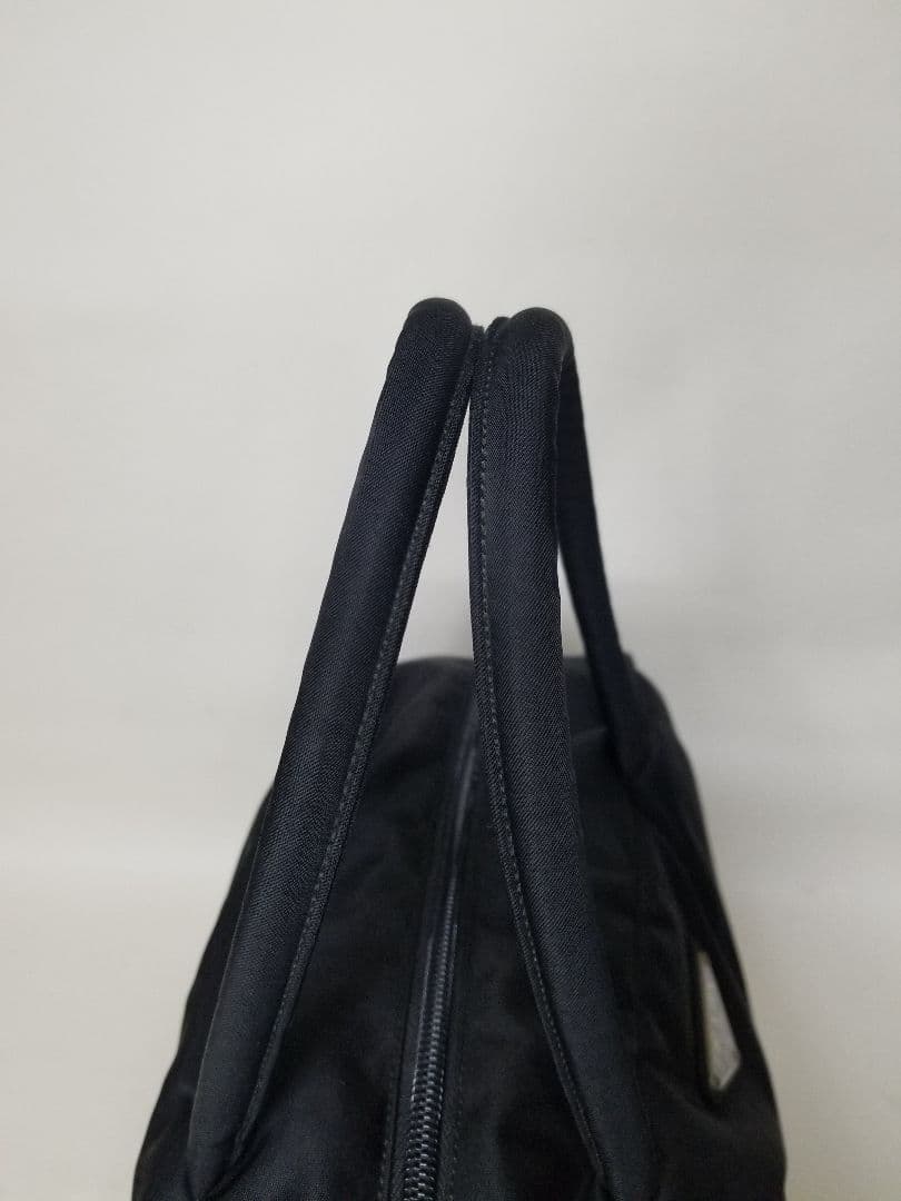 プラダ テスート ブラックナイロン ハンドバッグ/トートバッグ、レディース、