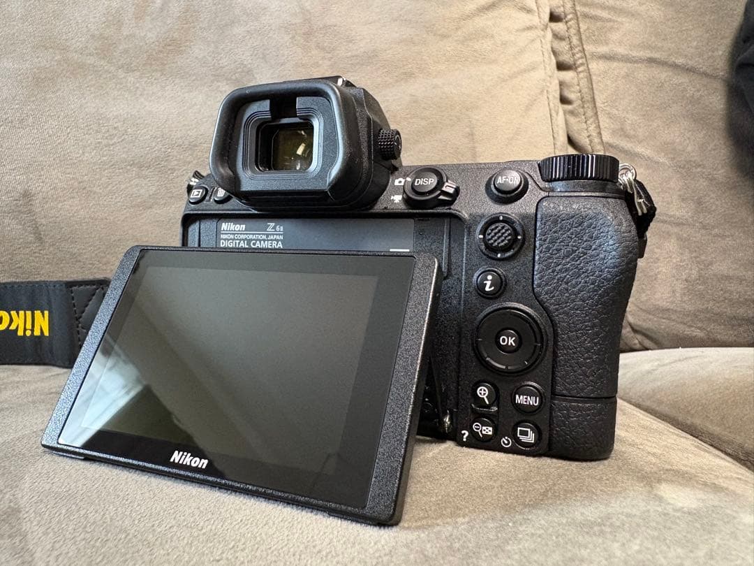【美品】Nikon Z 6 II＋Z24-70mm 広角単焦点レンズ・おまけあり