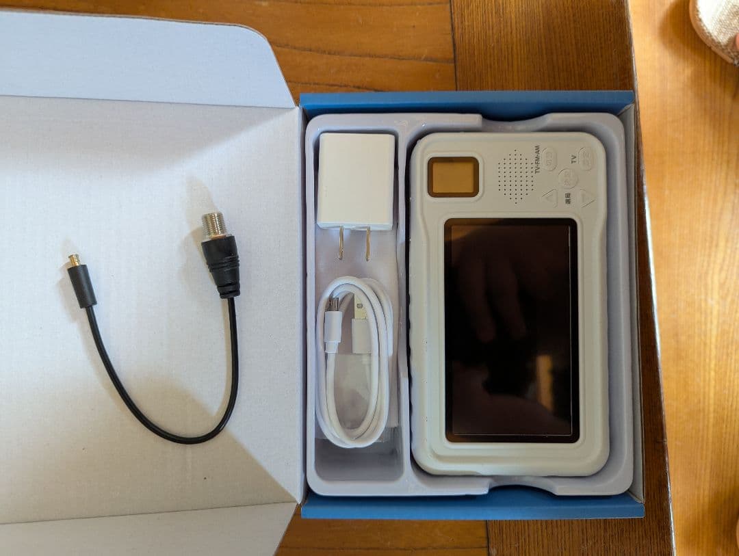 ワンセグテレビ 4.3inch液晶パネル搭載 ポータブルテレビ