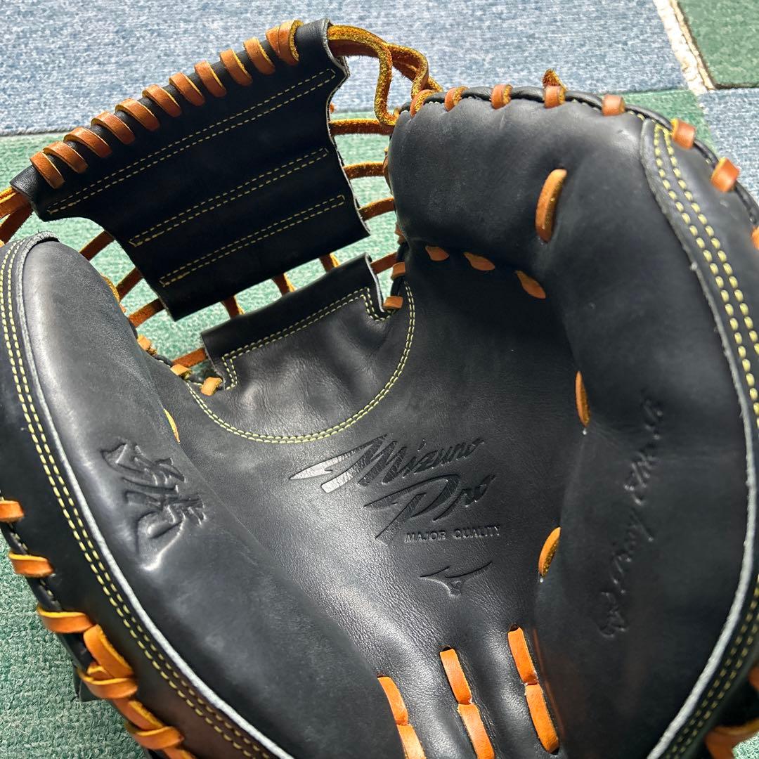 ミズノプロ軟式キャッチャーミット ミズノプロ硬式内野用グローブ