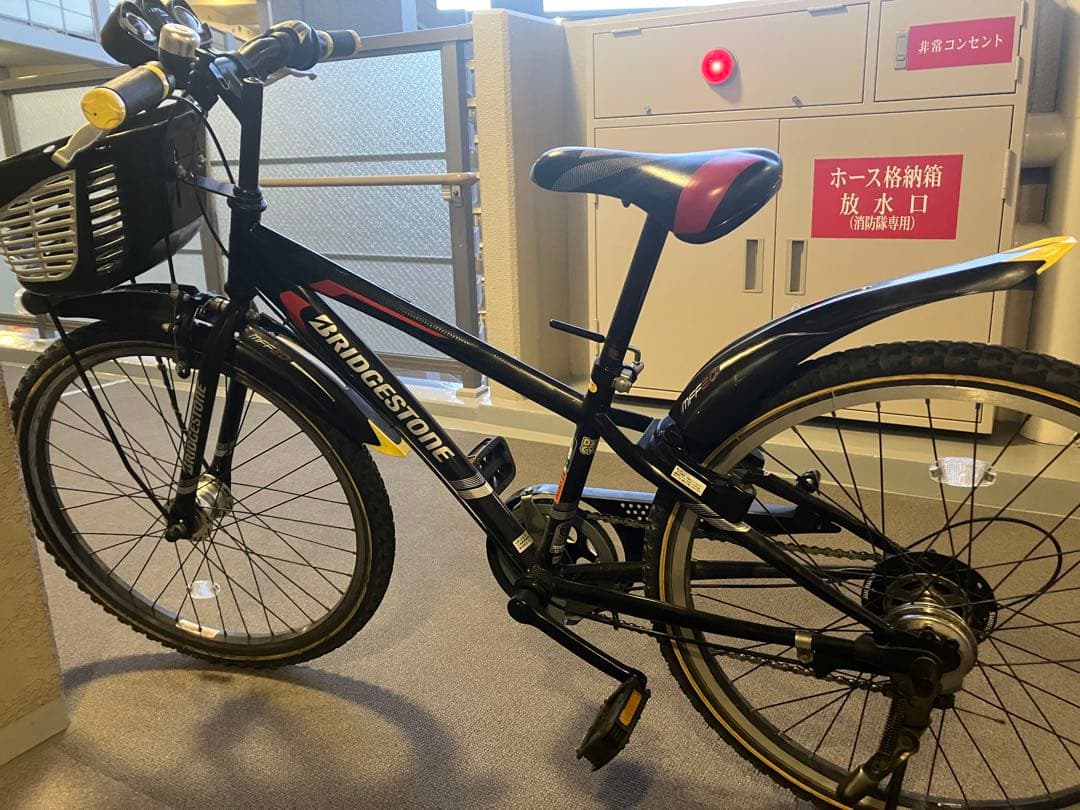 BRIDGESTONE クロスファイヤー　ジュニア 点灯虫CFJ47T キッズ黒