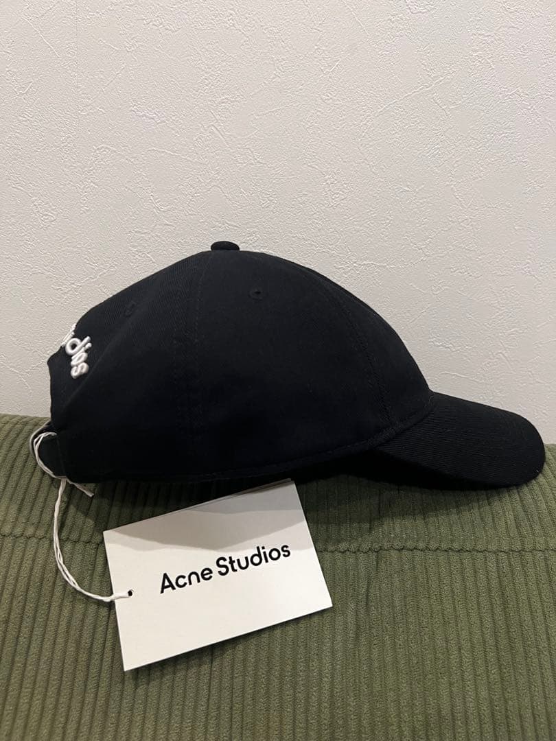 Acne Studios ブラック ベースボールキャップ