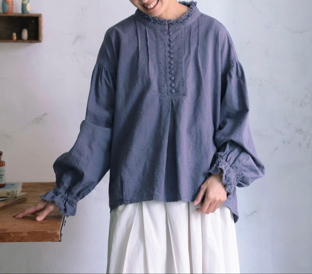 ソウルベリーブラウス　月影のブラウス　グレイッシュブルー