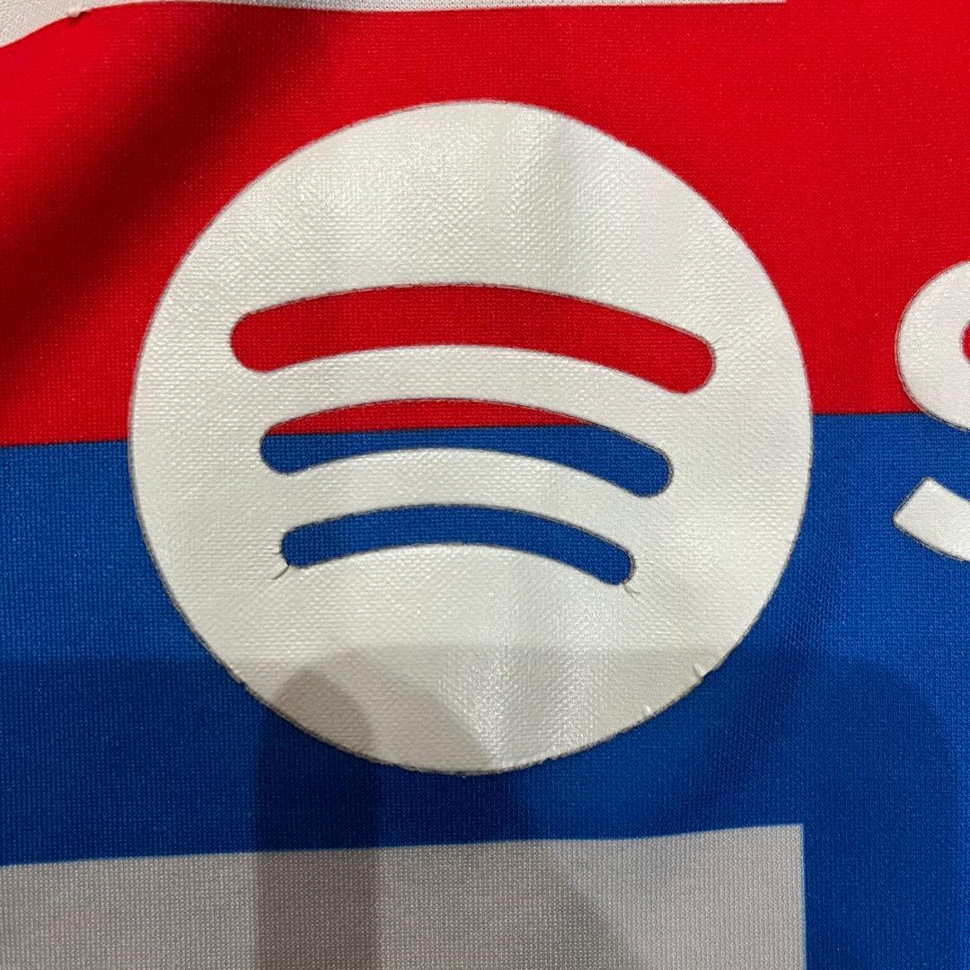 ナイキ バルセロナ レヴァンドフスキ ユニフォーム 22/23 UNHCRロゴ