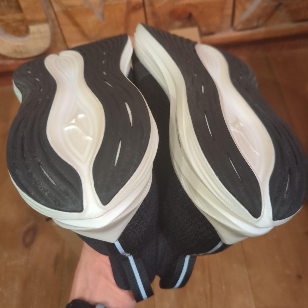 限定セール中！ Mizuno ネオ ゼン ランニングシューズ ブラック 27.0