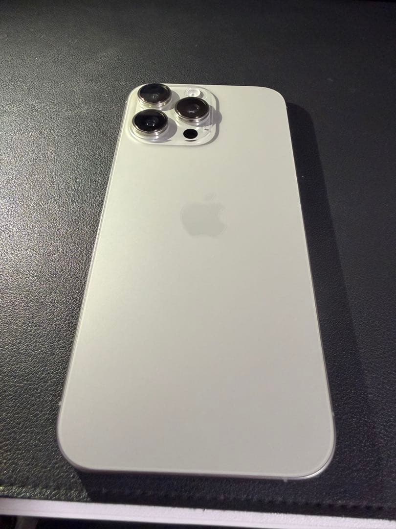 iPhone 16 Pro Max 256GB ナチュラルチタニウムSIMフリー