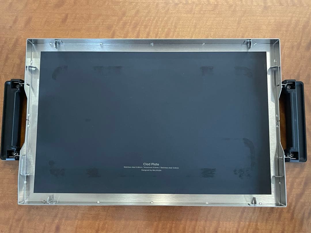 ジジ　BALMUDA The Plate Pro ブラック