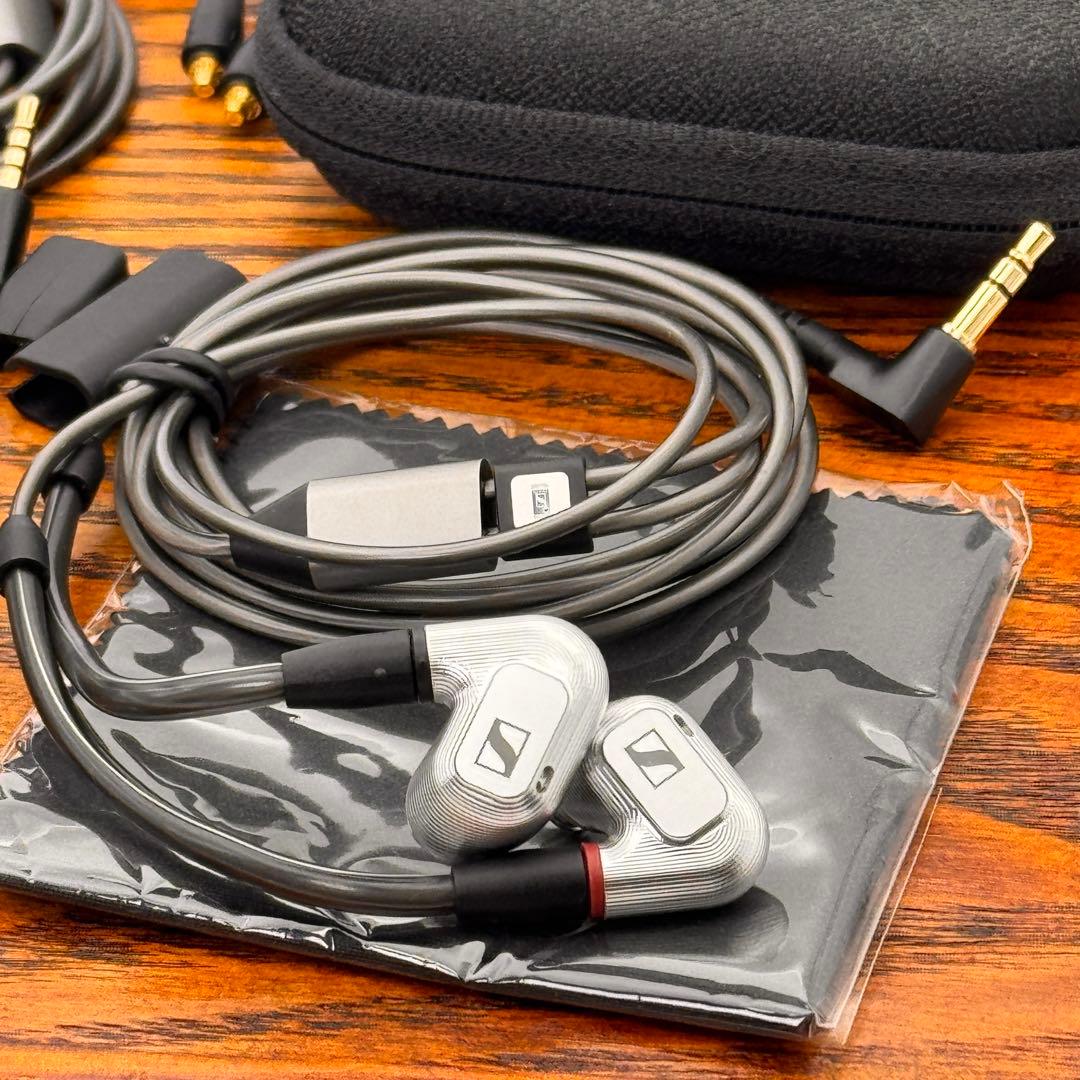 Sennheiser IE900 本体／専用ケース付き／高音質IEM