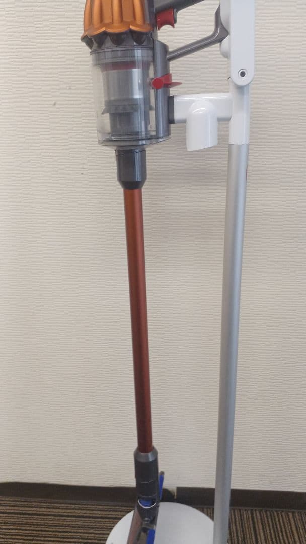 Dysonコードレス掃除機SV18スタント付き
