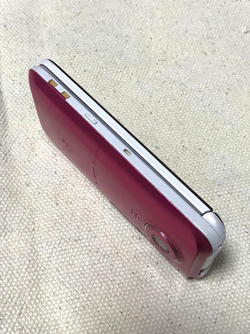 マリメッコ　marimekko 携帯電話　ガラケー　SH02B ドコモ