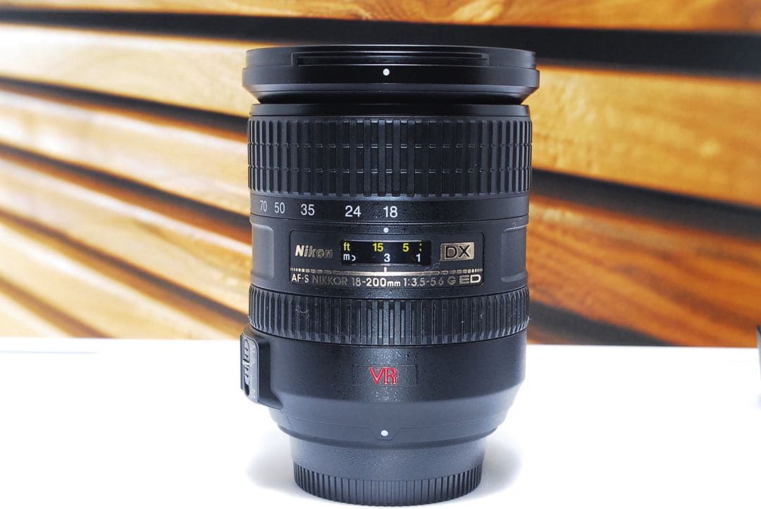 困ったらこれ一本 Nikon AF-S 18-200mm VR★ 付属備品多数