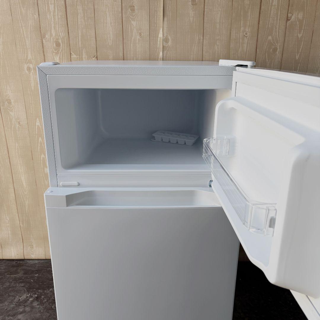 配送設置無料！純正IRISコンパクトホワイト2ドア小柄冷蔵庫！完動品超美品！