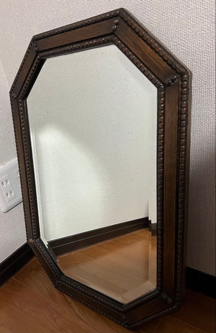 値下げ！Lloyd’s Antiques 縁起の良い八角ウォールミラー
