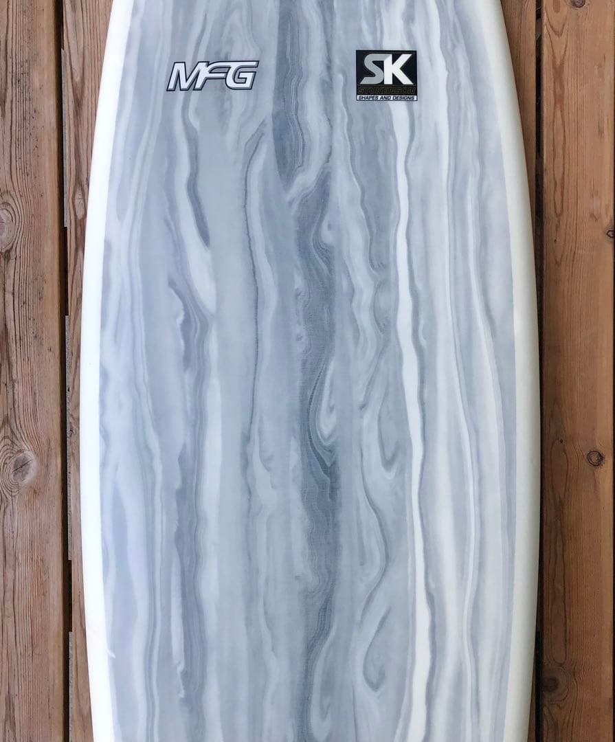 美品MFG SK ステューケンソン サーフボード 5'11\"
