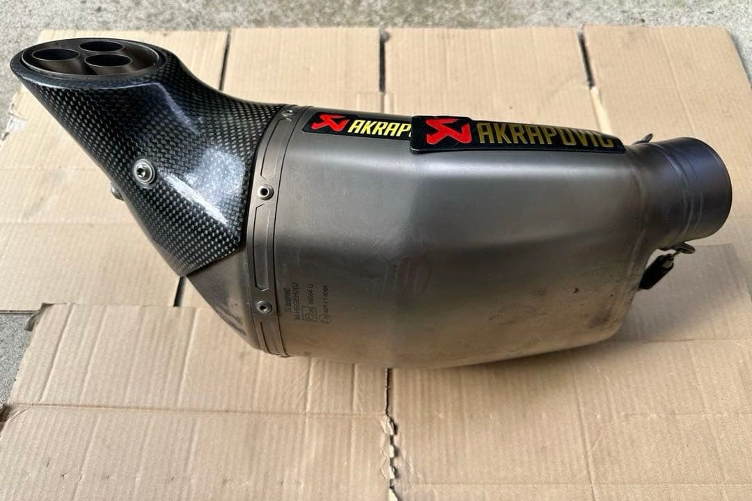 アクラポビッチ レーシングライン チタン MT-09 TRACER900/GT他