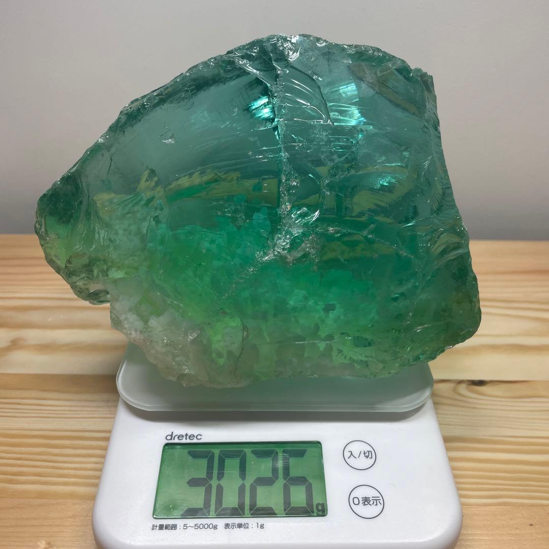 お値下げ　美品　アンダラクリスタル　インドネシア産　3026g