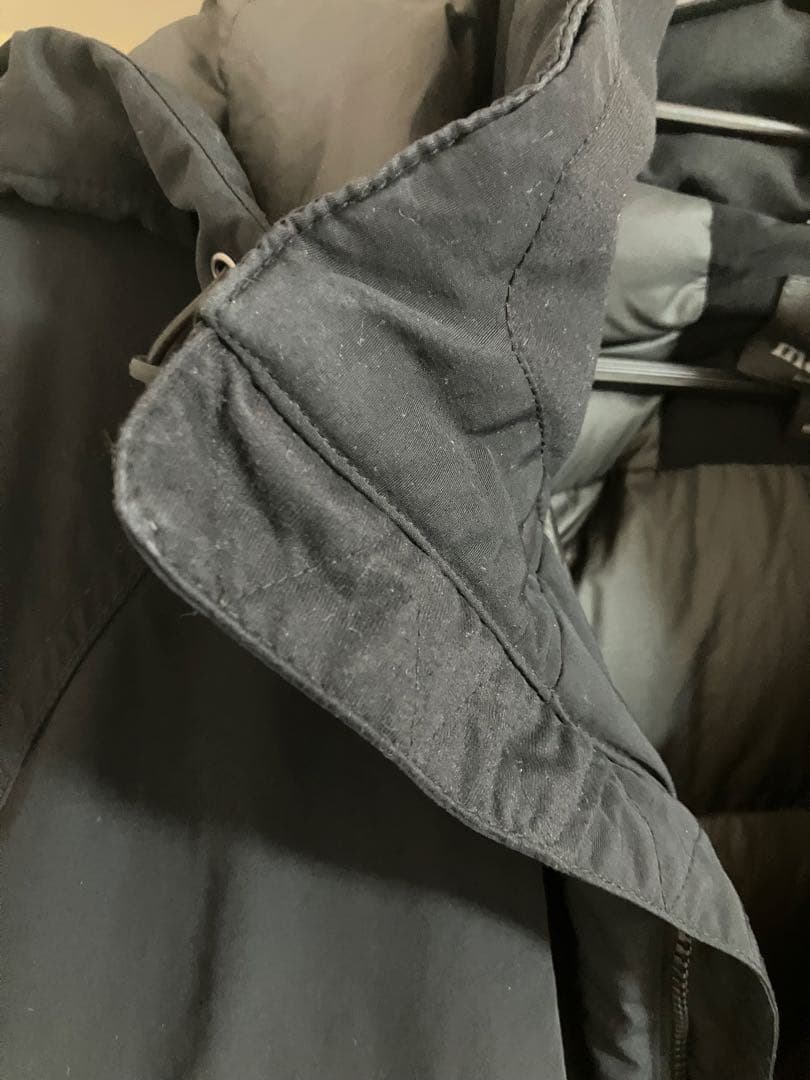 モンベル　ハスキーコート　Mサイズ ブラック　ダウンコート