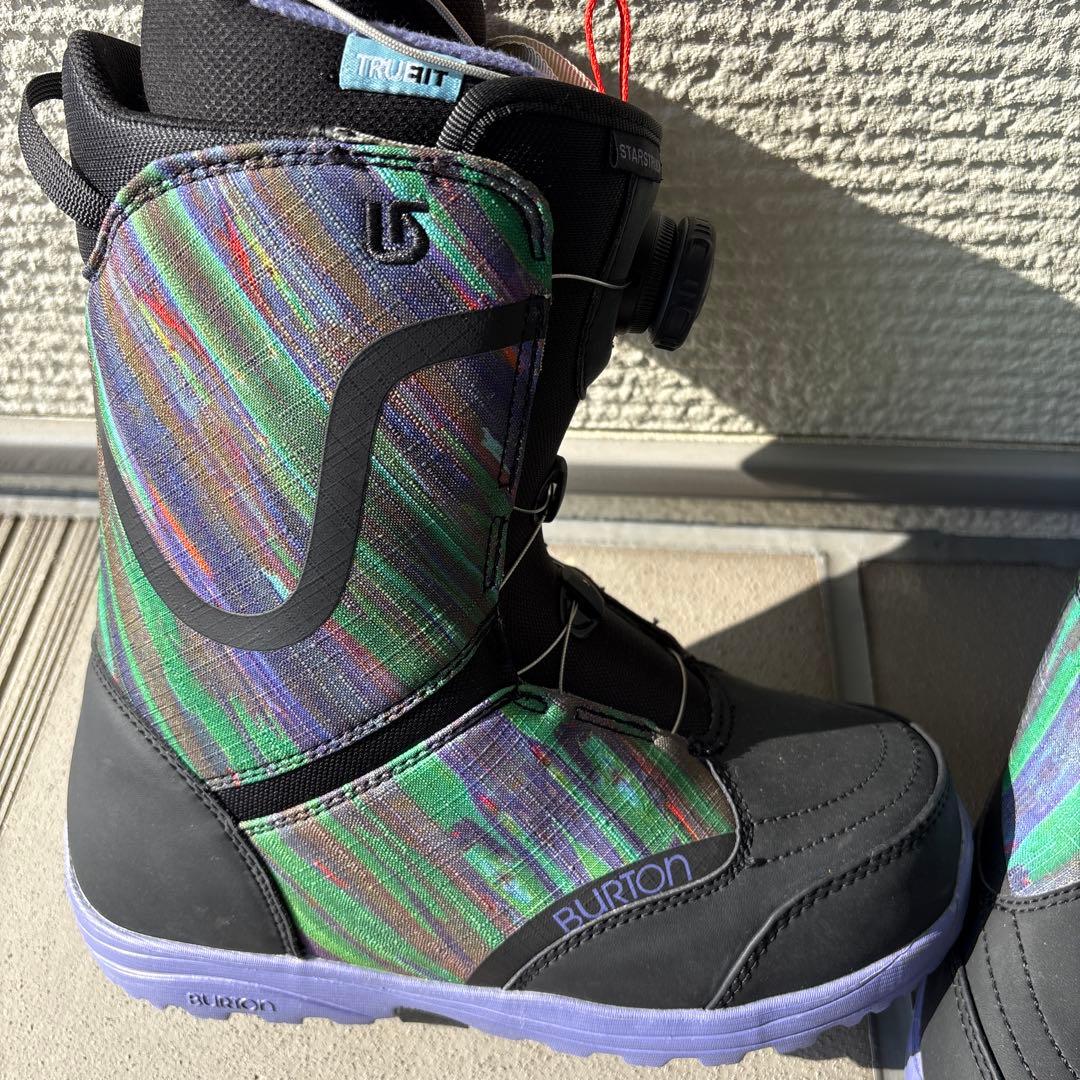 BURTON True Fit スノーボードブーツ（女性用）