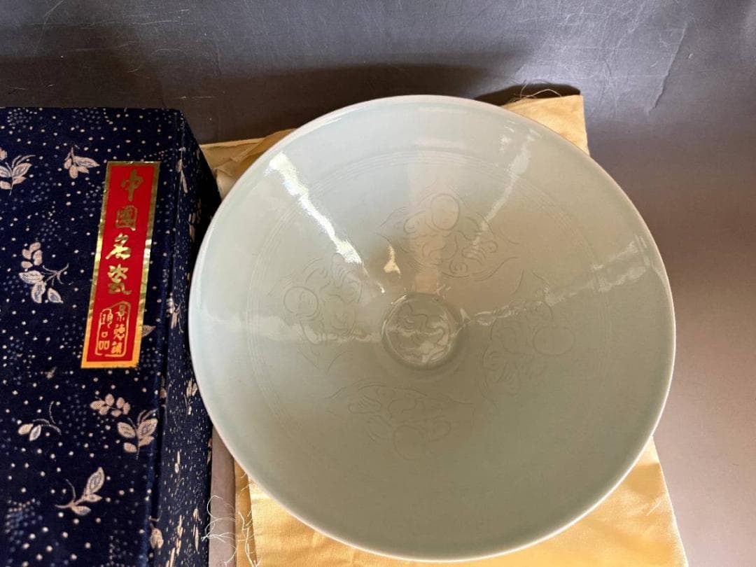 鉢■②中国名瓦 青磁平鉢 景徳鎮 人物絵 平茶碗 古玩 唐物時代物 骨董品■