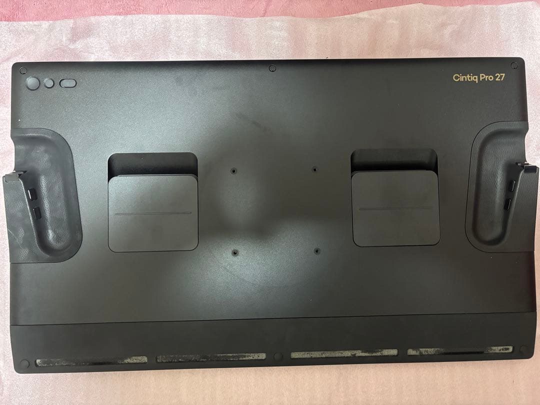 wacom Cintiq Pro 27 DTH271K0D（液晶タブレット）