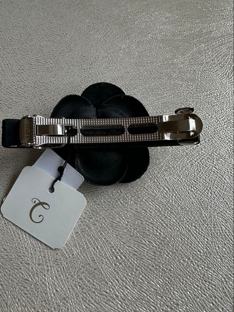 新品未使用　ComplexBizコンプレックスビズスワロフスキー　バレッタ