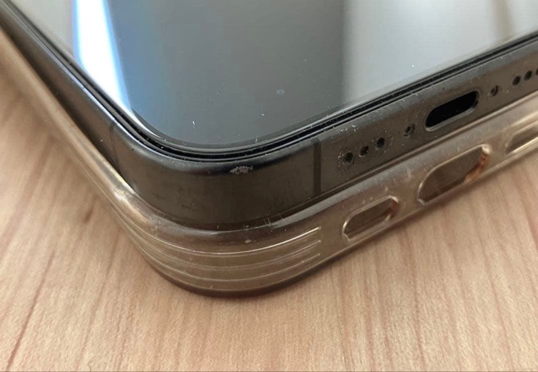 iPhone15pro ブラックチタニウム256GBSIMフリー