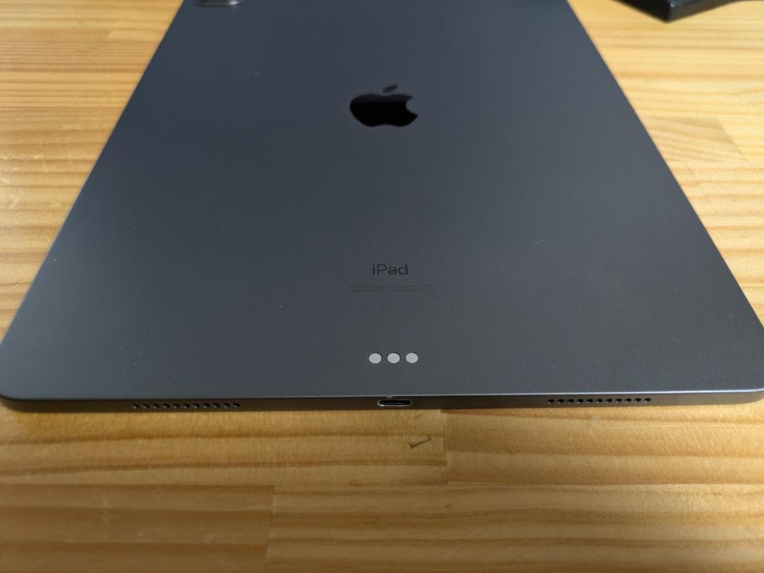 iPad Pro 第5世代 12.9 WiFi 128GB + 周辺機器