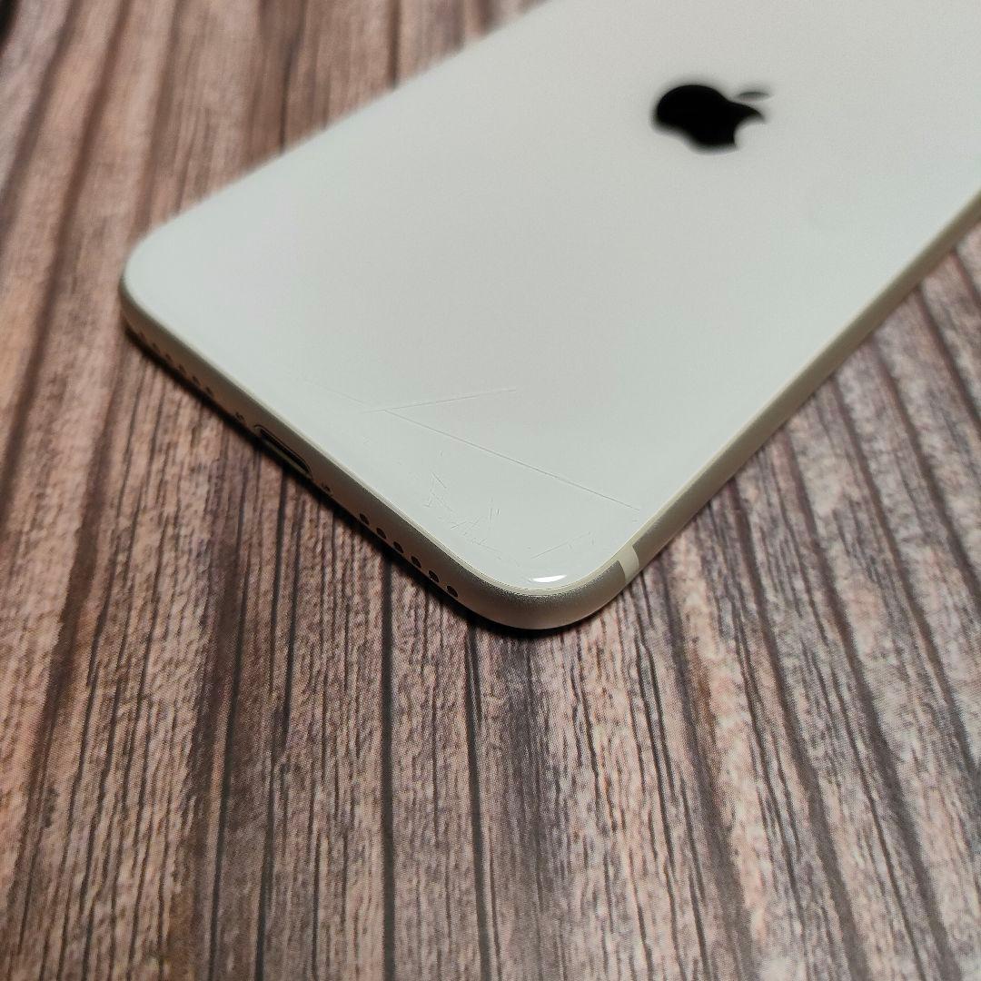 iPhone SE 第3世代 SIMフリー 64GB 美品