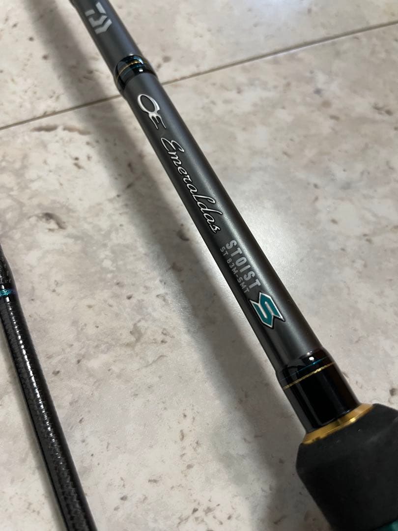 美品 ダイワ エメラルダス ストイスト ST 83M-SMT