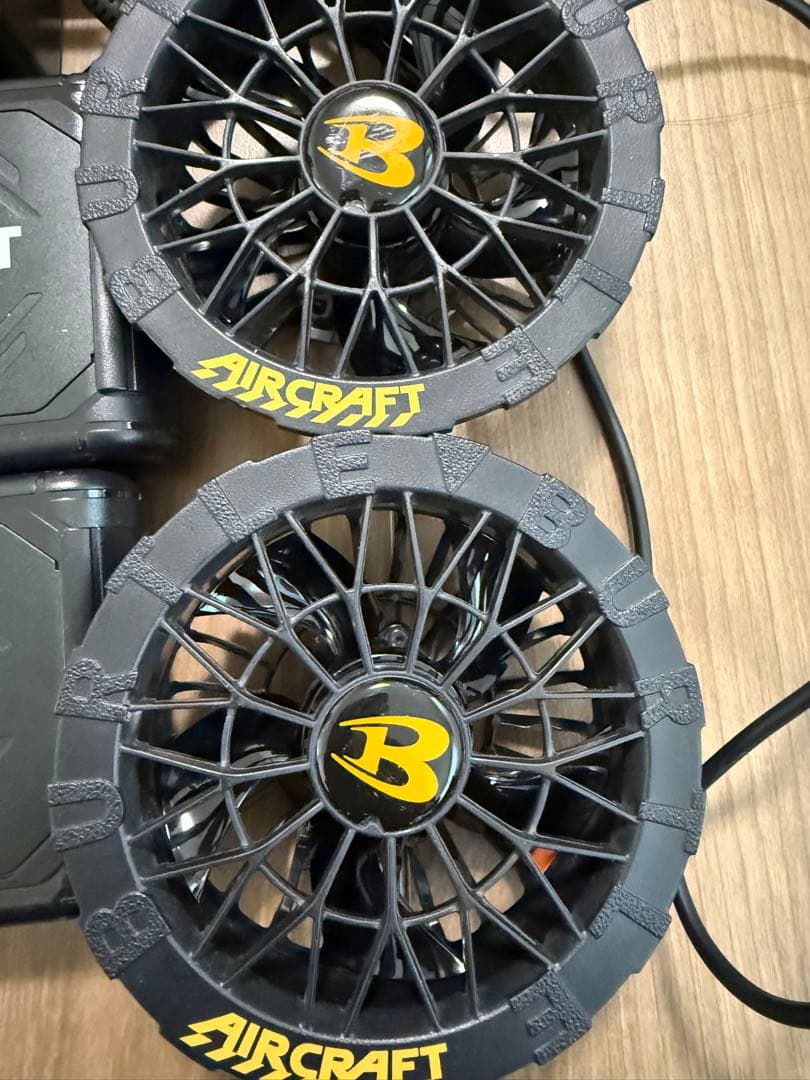 BURTLE AIRCRAFT 24V Li-ion バッテリー ファン4個