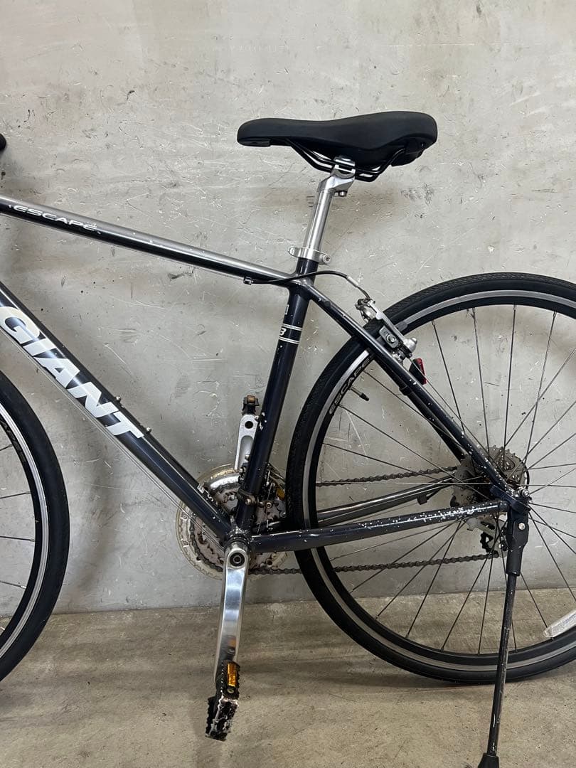 クロスバイク　GIANT ESCAPE R3 ジャイアントエスケープR3