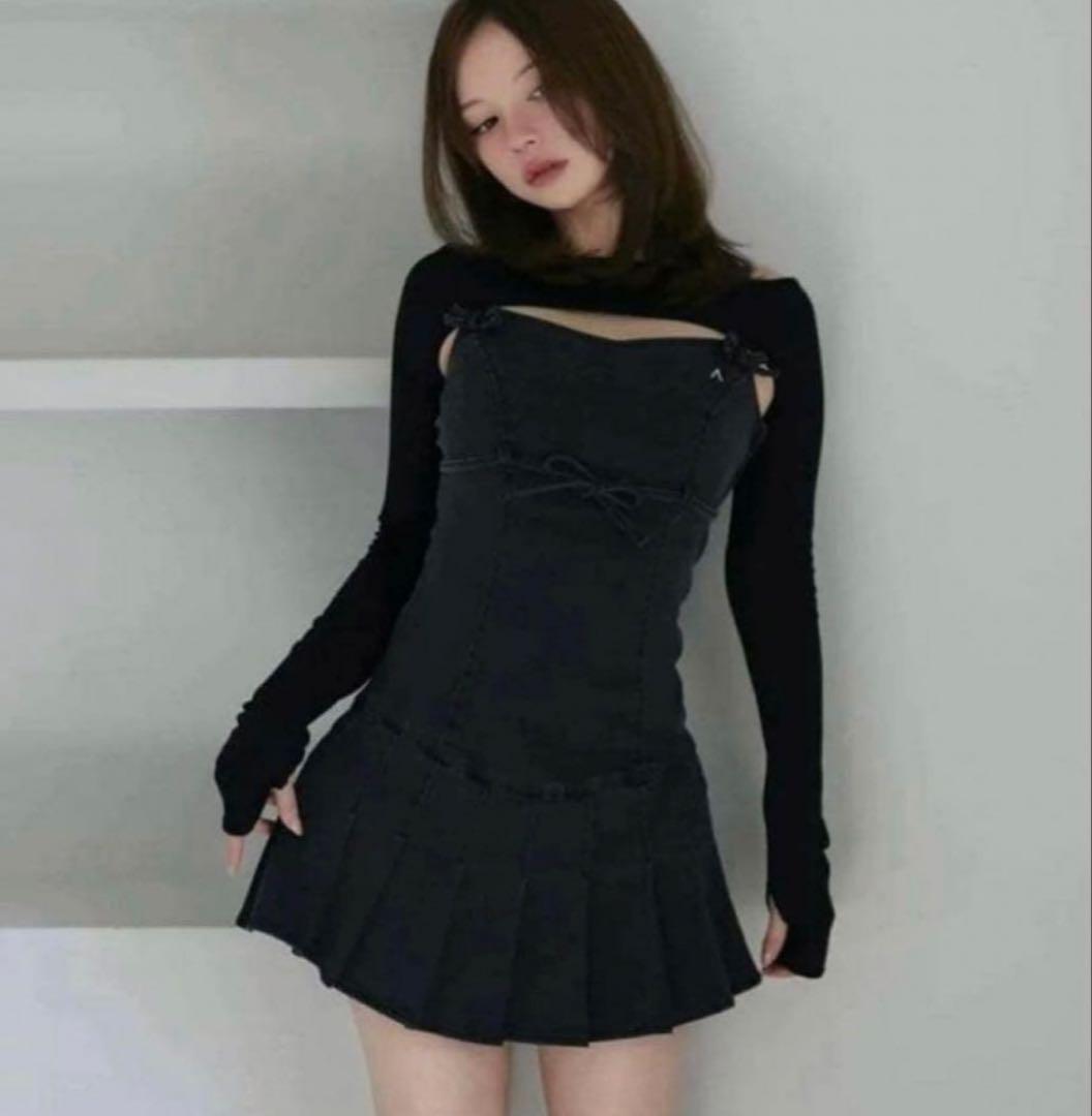 ANDMARY ブラック ミニワンピース 長袖