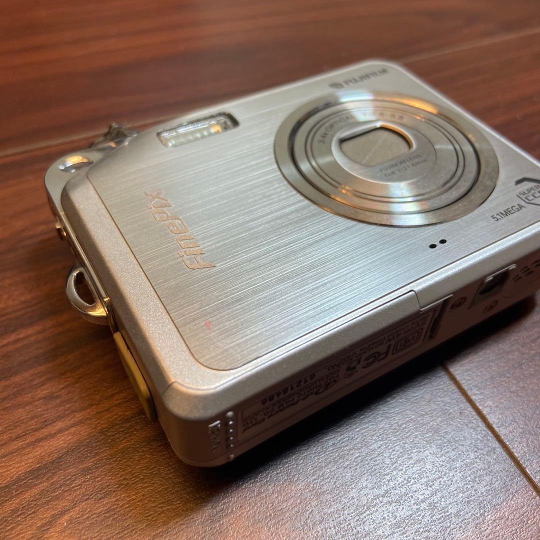 FUJI FILM FinePix FINEPIX V10 デジカメ 5502