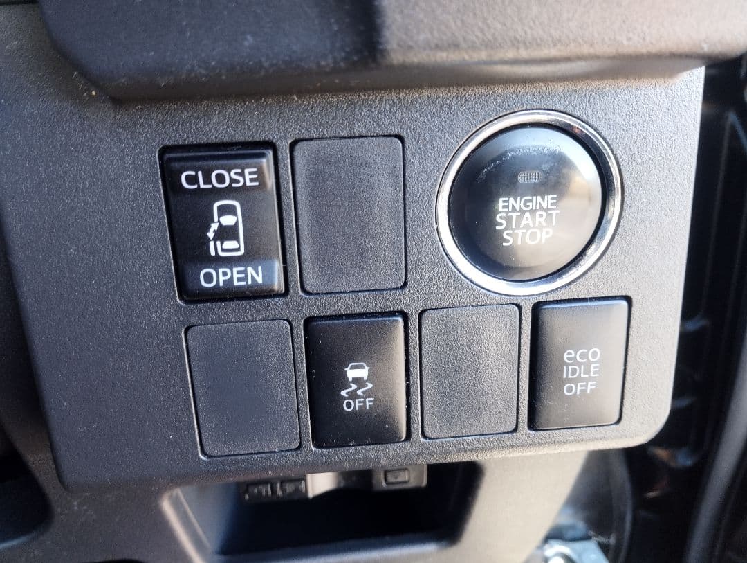 人気の黒ウェイク　車検8年2月27日　充実装備　室内広々　激安