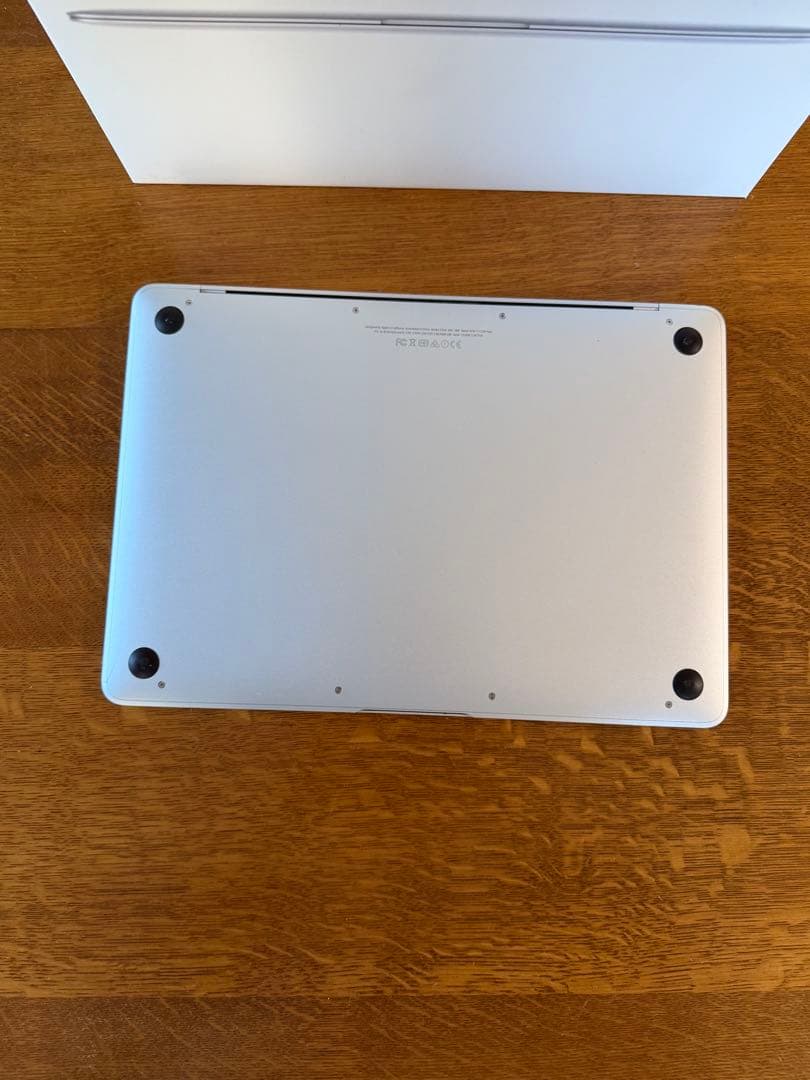 Apple MacBook 12 2016/8GB/SSD256GB シルバー