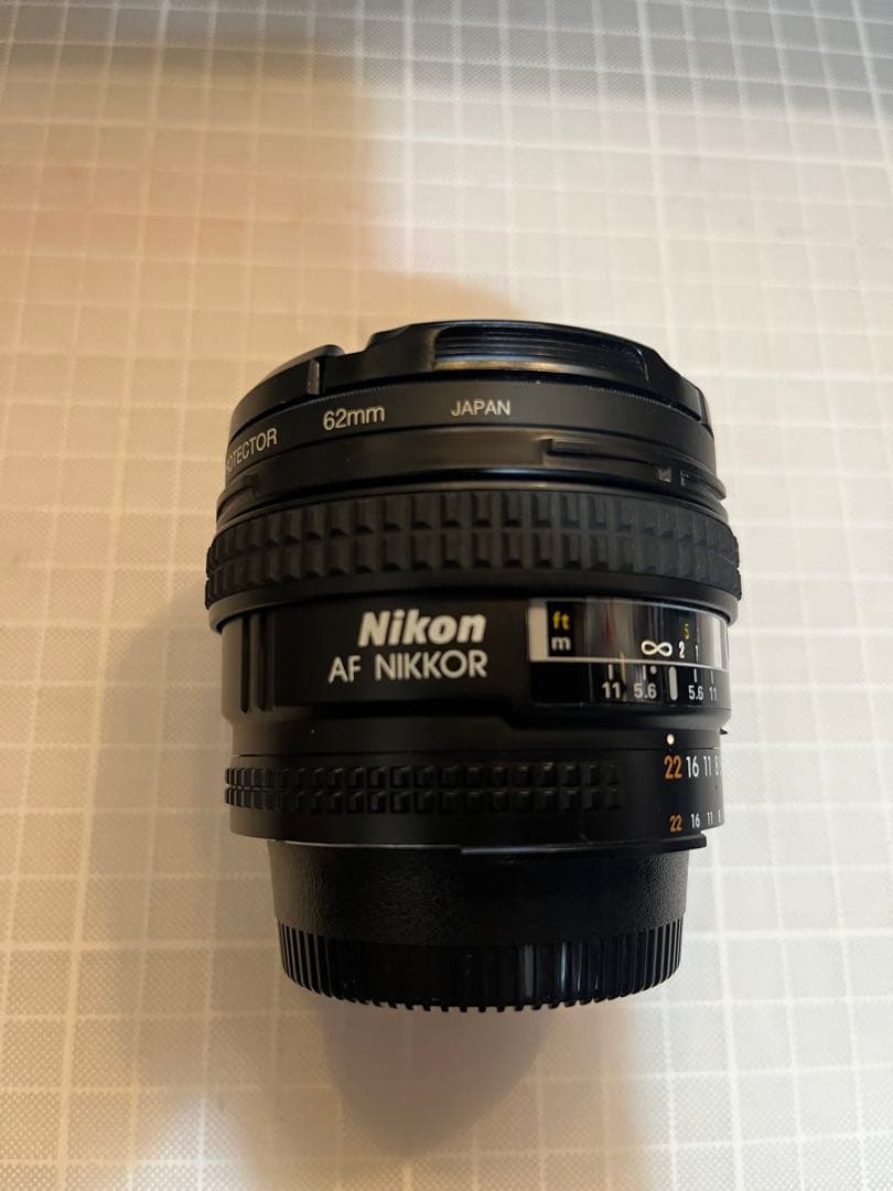 Nikon AF NIKKOR 20mm f/2.8 レンズ