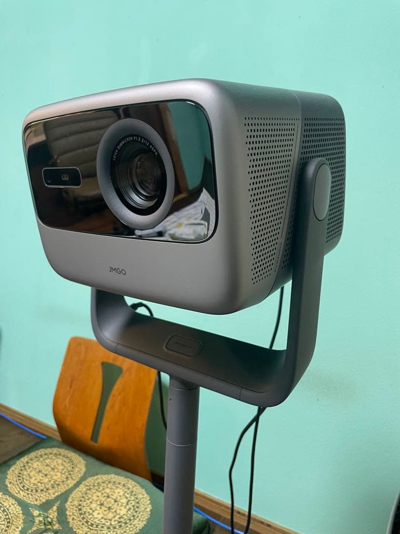 JMGO N1 Ultra 4K床置き専用スタンド付きプロジェクター海外版