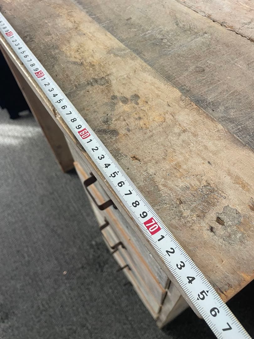 小振りなアンティーク机　デスク　古材　ビンテージ　ホワイト　ファニチャー