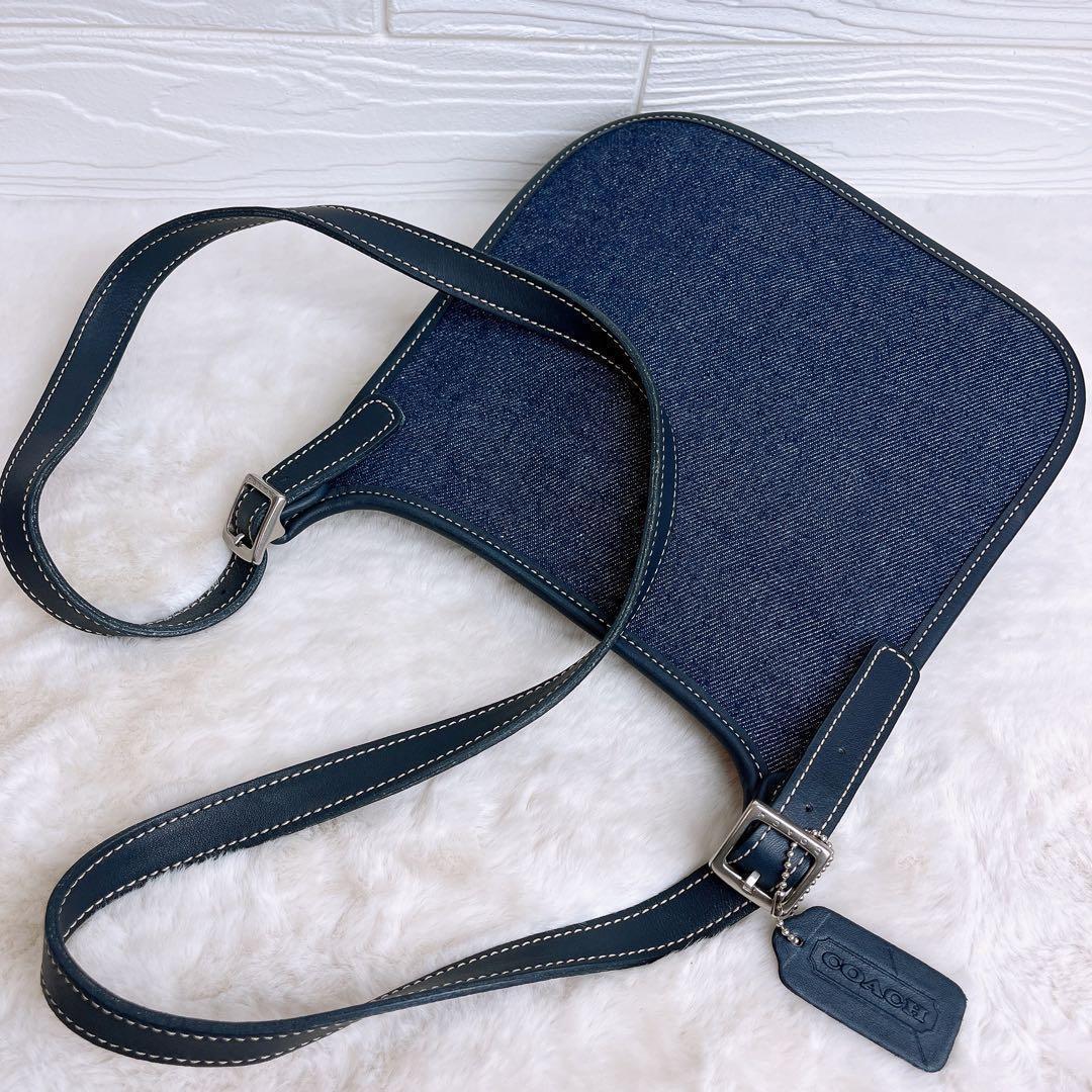未使用☆COACHコーチ ショルダーバッグ デニムブルー キャンバスチャーム付.