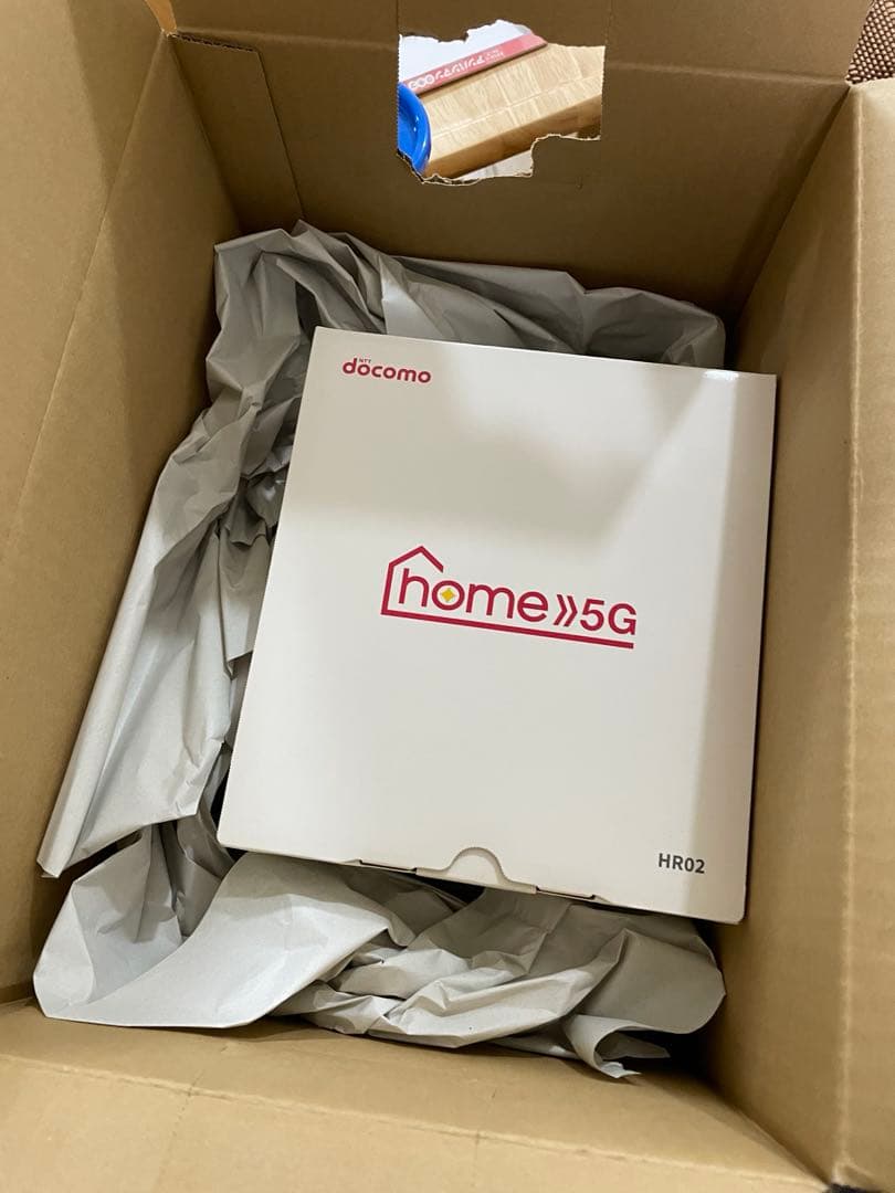 【新品】docomo 5G ホームルーター　HR02