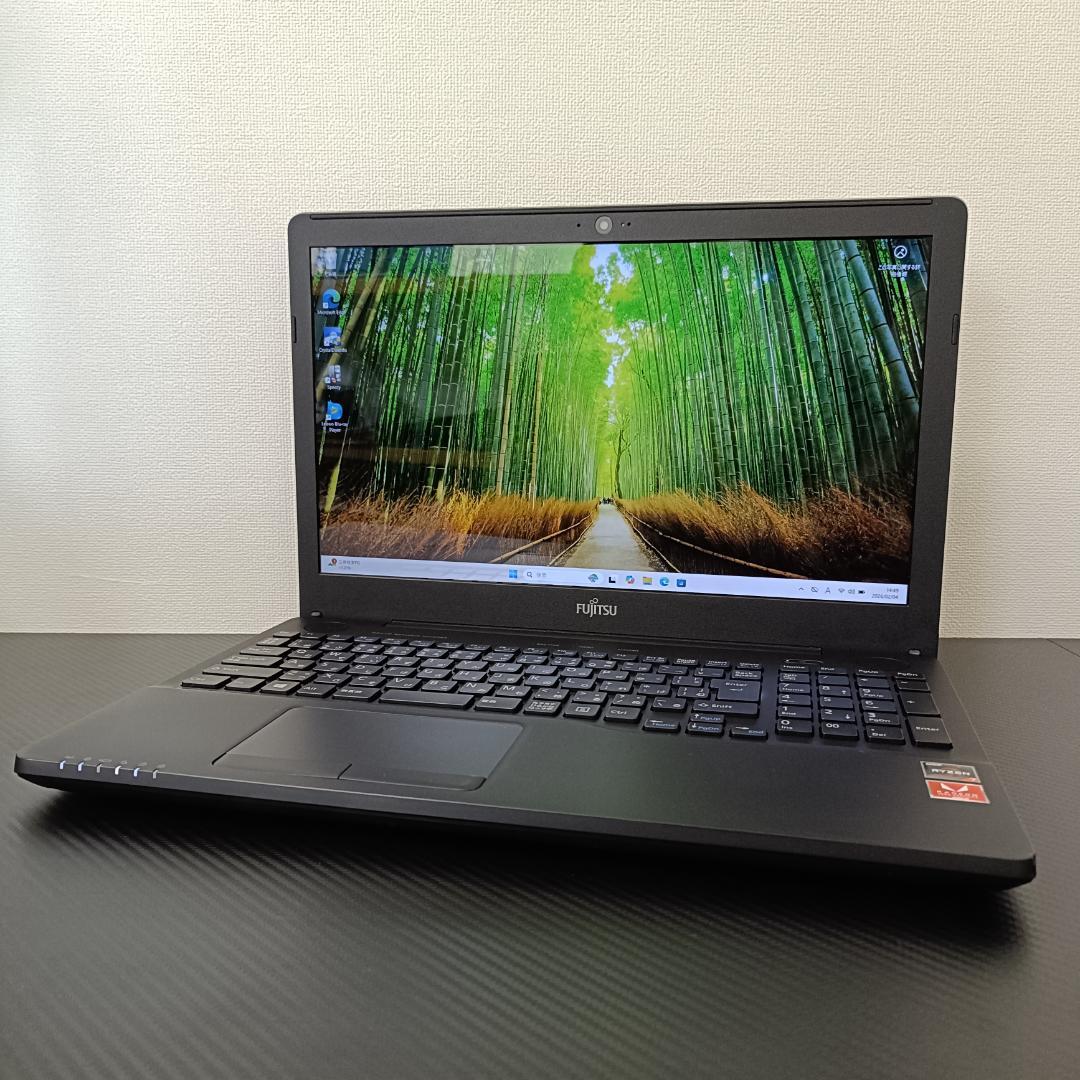 ノートPC Windows11 Ryzen7 SSD メモリ8GB 富士通 黒