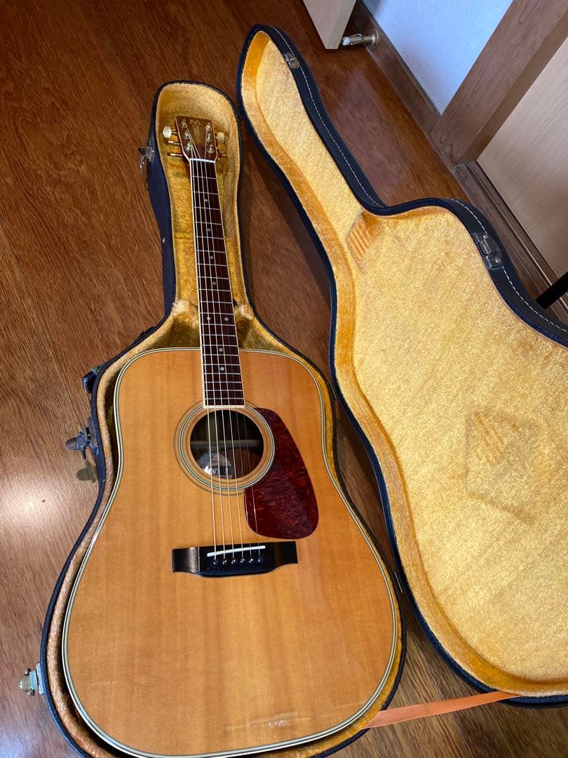 モーリスアコースティックギタージャパンヴィンテージ　ハードケース付　morris